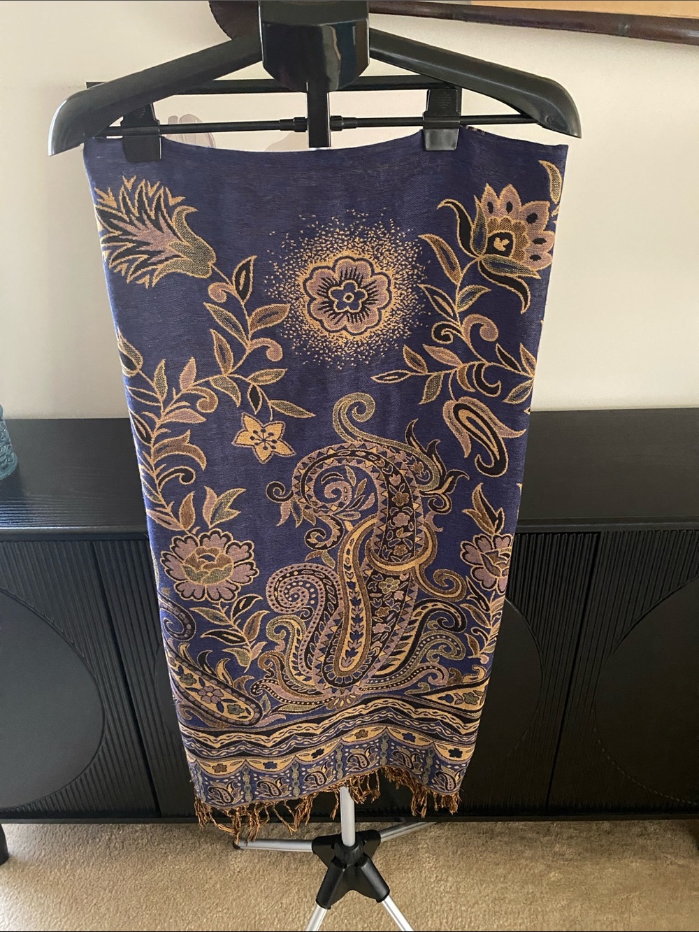 VTG 90’s Reversible Blue Floral Scarf With Sparkly Gold Threading and Fringe